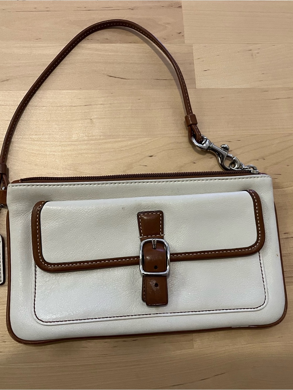 Coach Classic White & Brown Leather Wristlet Bag